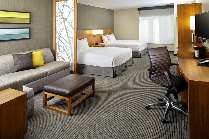 Hotel room near Cleveland