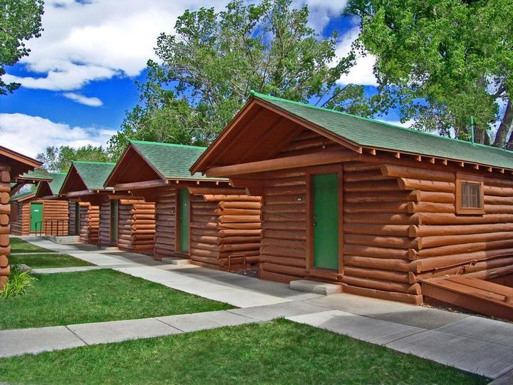 Western-style cabins in Cody, Wyoming